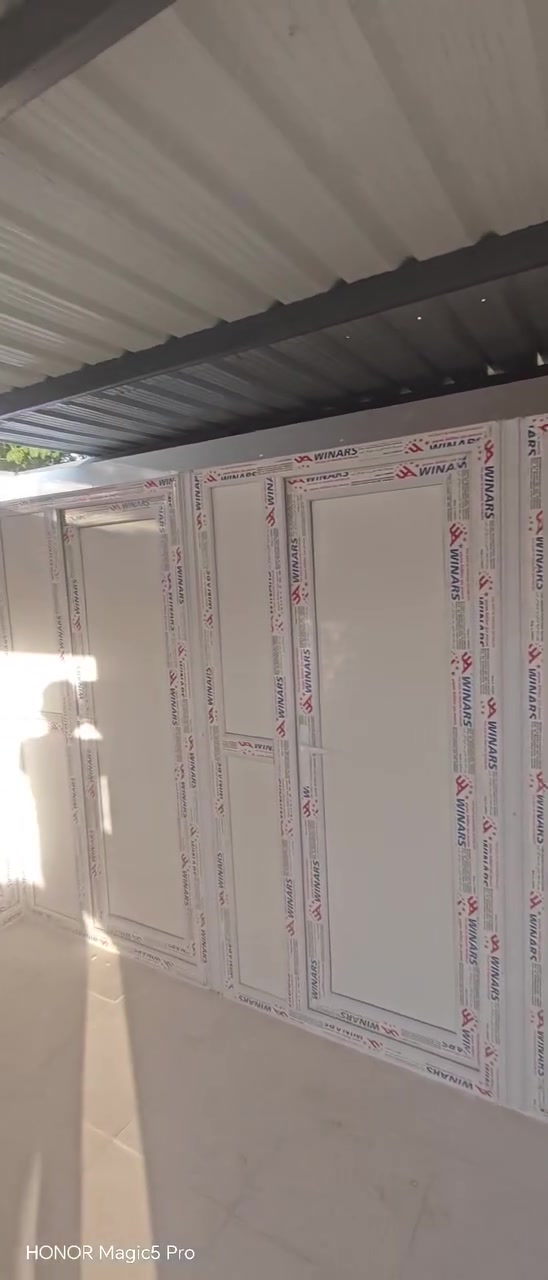 معمل الحسني للألمنيوم مقابل مجمع المختار السكني  ***********
