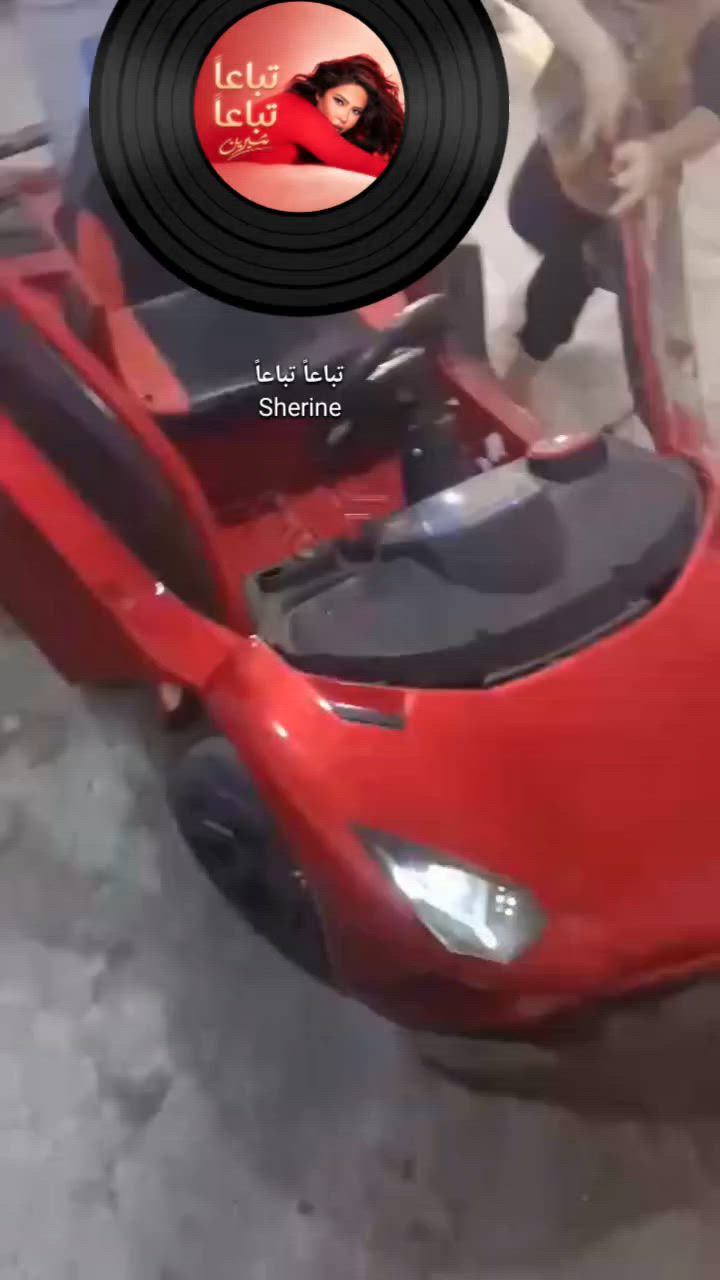 مساؤ يا حلوين عندي هذوله اريد ابيعهم ثنينهم شغلين او بيهم بلتوث ينربط عل موبايل مال اغاني **********************ارقم مفتوحة 🌚

