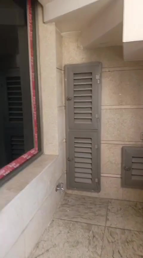 شرطة ابو طيارة ارضي 750وبيه مجال غرفتين وصاله وخدمات زيرو ***********
