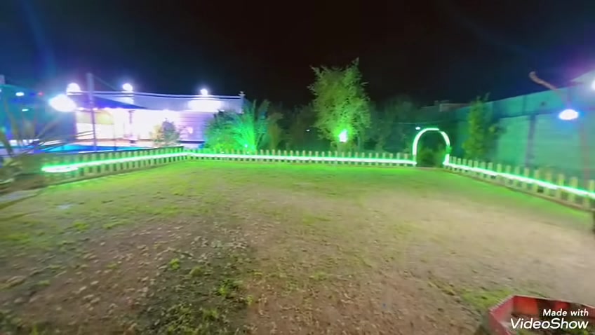 منتجع ومزرعة دجله الترفيهي
عروضنا لهذا الاسبوع 
سعر الشفت الصباحي150 فقط
 سعر الشفت المسائي 175فقط
سعر النهار الكامل 300 فقط
🌿✨ مزرعتنا السياحية… وجهتك للراحة والاستجمام ✨🌿
احجز مكانك للعيد 💫🍃❤️‍🔥

استمتع بأجمل الأوقات وسط الطبيعة الخضراء والأجواء الهادئة 🌳💚  

📍 العنوان:  
صلاح الدين – قضاء بلد  

🔹 المرافق والخدمات:  
🏊‍♂️ مسبح خاص للكبار  
🏊‍♀️ مسبح آمن للأطفال  
🎮 ألعاب ترفيهية (بلي و منضدة وكرة طائره)  
⚡ كهرباء مستمرة 24 ساعة  
📶 إنترنت متوفر طوال فترة الحجز  
🚿 مجموعة صحية متكاملة ونظيفة  
🍖 مكان مخصص للشواء (باربكيو)  
🍳 مطبخ مجهز بالكامل مع أدوات الطبخ والشوي  
🌿 مساحات خضراء ومناظر طبيعية خلابة  
🪑 جلسات خارجية مريحة وسط الزرع  
❄️ داخل مكيف بالكامل وحديث  
🚗 كراج خاص للسيارات  

🎯 المكان مثالي للعوائل، الأصدقاء، وقضاء أوقات مميزة بعيداً عن ضوضاء المدينة  

📅 الحجز متاح الآن  
📞 للتواصل والاستفسار:  

***********

او مراسلتنا على الواتساب 
 

✨ *عيش الراحة… واستمتع بكل لحضة ✨
