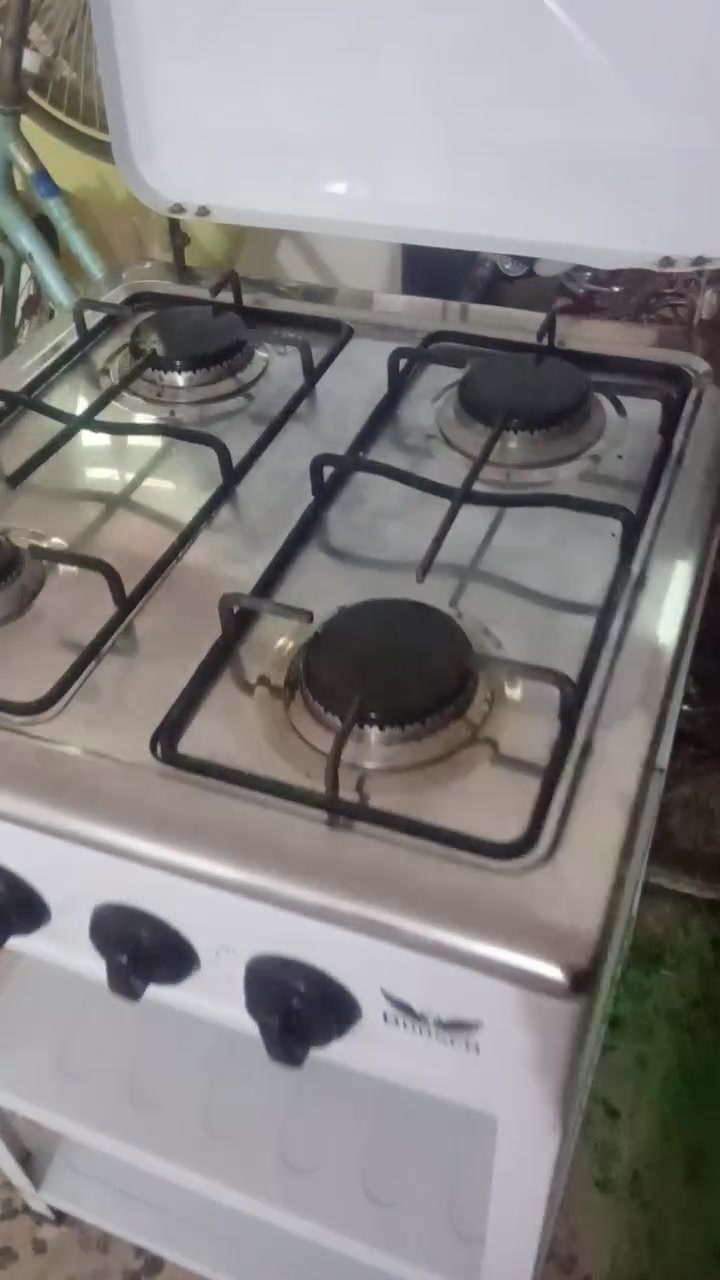 طباخ للبيع سعر ٣٥
الشراي يتصل ***********
