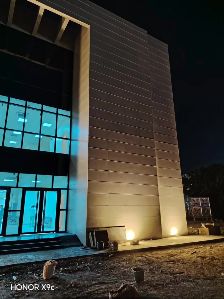 منتظر  للتأسيسات الكهربائية
نحن مختصون بتأسيس الدور، المباني، المجمعات السكنية، والمحال التجارية، وفق أعلى
خدماتنا تشمل:
تأسيس نظام البوري والسيمنز
تنفيذ أنظمة الـ Smart Home
أعمال التـرتيب (لَتْرِي) وتنظيم الكيبلات
مد جميع انواع الكيبلات
تنصيب كاميرات المراقبة الحديثة
تركيب جميع أنواع البوردات (حمل واطي، متوسط، عالي)
تشخيص الأعطال الكهربائية وإصلاحها
تأسيس منظومات) وشبكات الإنترنت
ضمان على جميع الأعمال..
للتواصل والاستفسار مراسله الصفحه او الاتصال ع الارقام التاليه:***********

