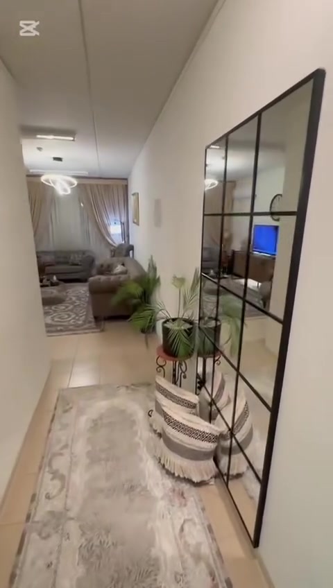 شقه ١٠٠ للبيع قصد طابق ٢.     B8.     سعره ٦٧ 
‏***********
