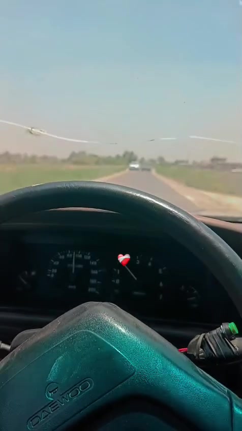 السلام عليكم اخواني برنس للبيع 94 بأسمي شرط التحويل رقم وسنوية جديدة شواصي بلاد مكفولة من الخياس تخم تأير قبل يومين شديته مع ميزانية وبلنص محرك خير من الله كير فول بطناش بس مرات تأخر ع اللبگ مرات ترجع طبيعي مكاني بغداد المحمودية سعرها 32 والشراي يدلل *********** بي واتساب
