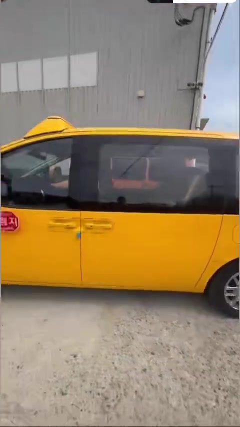 يالله سلام عليكم 

✅ستاريا موديل 2025 دخول جديد ⛔️
✅محرك 6سلند غاز بلادي شركه كوريا ⛔️
✅فول مواصفات للاخر vib ⛔️
✅عداد المسافة 14الف زيرو 0️⃣ 
✅السيارة جاهزه الاخر شي مكينه گير شرط ⛔️
✅تبريد مركزي حداديه تخم تاير ع وضع شركه 
✅داخله حره تترقم جميع المحافظات ⛔️
✅السعر 230$وبيه مجال بسيط للشراي 
✅مكان السياره نجف الاستفسار اكثر اتصل ع الرقم ‭***********‬
