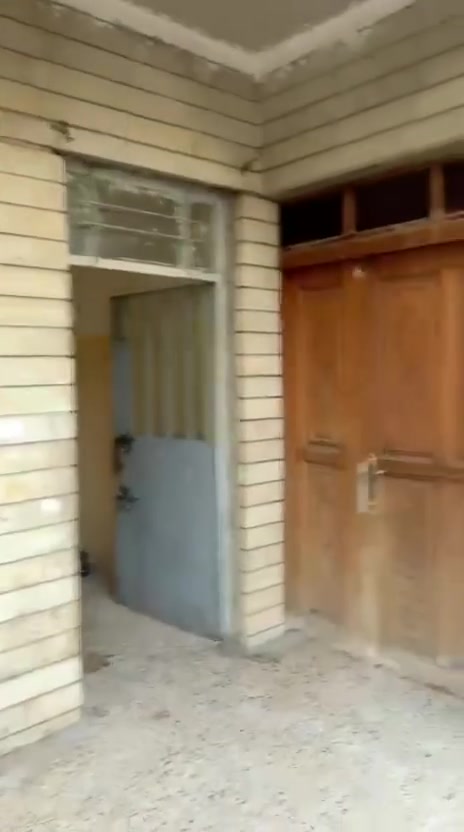 بيت لليجار في حي الجامعه مساحه 200م
غرفتين نوم*
هول*
مطبخ*
صحيات*
وستقبال*
للتواصل والستفسار ***********
