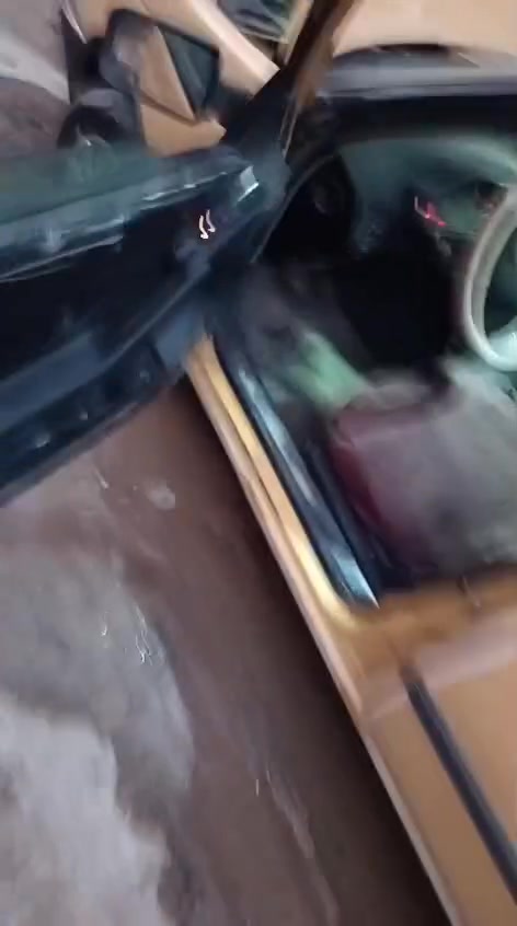للبيع بيجو رقم احمر بغداد جديده وكلش حلوه موديل 12 جي الxراعيه بابل بجبله مكانه بغداد العبيدي ***********
