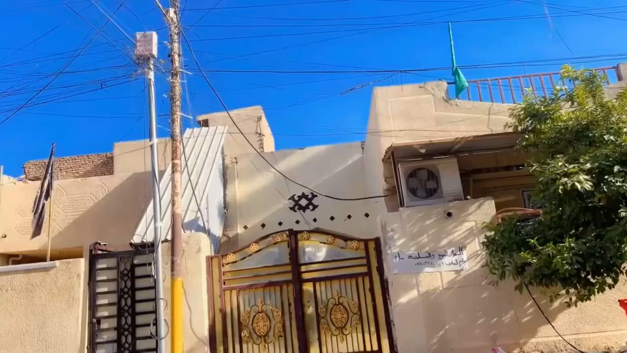 السلام عليكم دار للبيع مساحة ١٠٠ م في الغزالية شارع الضغط شارع دينار طابقين تقريباً يحتوي على غرفتين نوم وصالة واثنين حمام ومطبخ وكراج للسيارة  للاستفسار الاتصال على الرقم 
***********
