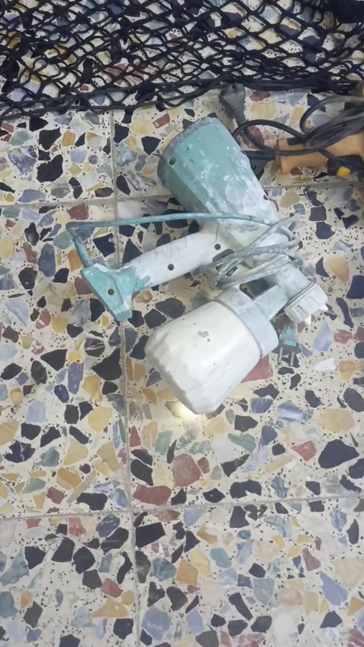 السلام عليكم اخوان كوز متك الشباب 😂😂😂 
اخوان غراض للبيع ملاحضة ابيع شلع ابيع شلع
1شبجه سوده 2 جهاز مال صبغ كهرباء 3كوسرة بولش كهرباء 4 هورنات 4 قطع وياهن صفاره 5 صوندات 6 اشاره بنيد  7 سهم ابيض 8 كب استدات 31 كب 9 زنون 3 قطع بلجيس 10 ابلوجكترات 5 نوعيات شغالات كلهن 11 ابلوجكتر فحل 4قطع زوجين شغالات  12 جكات 3 قطع 13 ويل اسبانه 3 قطع 14 ماسحات 3 قطع 15 هووك2 قطعتين 16 شمسية 17 شيال مال درع امامي زوج تفصال اثخن راصطة وقطعه ابلادية هنة وبراغيهن واشراتهن 18 زارية مال باتري  19 صوندة فارة غسل 20 متر شرط اصليه 21 دوشمة كشنات جديدة 22 استدات 13 عددهن 30 او اكثر كامل استد ونت 23 اكلوبات عددهن 20 كلهن جدد وسيت اكلوب بعدة بلكارتونة  قفايص وكلبسات علاكه كاملة بيهن بل 50 جيس اسف علئ  الاطاله اخوان ابيعهن شلع قيمهن كلهن واني بخدمتك اضافة الئ اكلبس كشنات وياهن كيلو كامل مكاني بغداد الحبيبيه هاذة رقمي *********** واتساب متوفر قيمهن وتعال اخذهن
