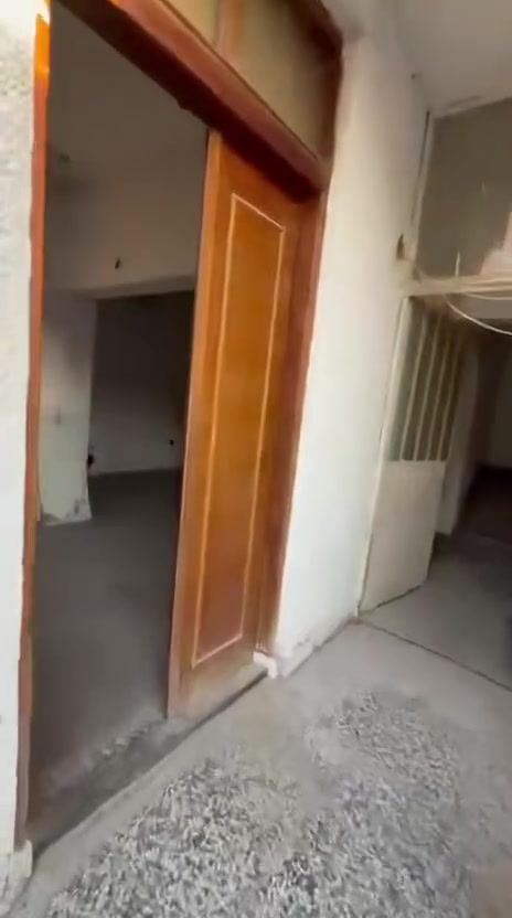 اليرموك الداخليه
مشتمل معزول مدخلين مدخل مطبخ مدخل صاله 
3غرف نوم 
الترتيب والصبغ على صاحب الدار 
سعر الايجار الشهري مليون

***********
