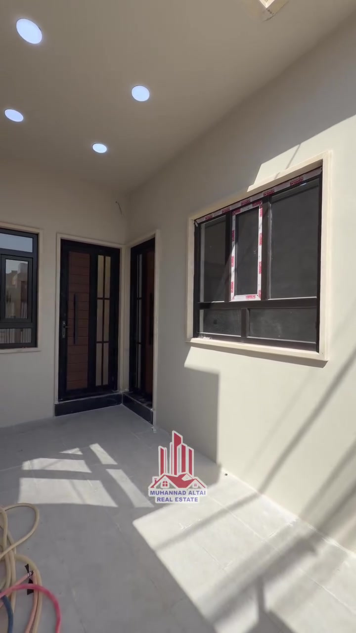 عقارات مهند الطائي 🏛🏛

دار للبيع بناء حديث في حي الوحدة الثانيه المفوضية 

🔴مساحة الدار 100    واجهة 5  🔴
شارع عريض 

💥💥سند طابو ملك صرف 💥💥

طابق ونص بناء حديث فول  

⚫️طابق الاول : غرفة نوم وهول واستقبال ومطبخ  وصحيات 

⚫️طابق الثاني :  غرفتين نوم وهول وصحيات  

اكتب تم ليصلك السعر 

مراجعة #مكتب_مهند_الطائي 🏛
موقع المكتب➿➿في الموصل / حي الوحدة مجاور جامع الشيخ عبدالقادر الكيلاني(جامع الصابرين ) 🕌 

التفاصيل الاتصال على الأرقام التالية :_
( *********** )كورك☎️📞
( *********** )اسيا ☎️📞
او ((الاتصال على واتساب او فايبر برقم 
***********))
