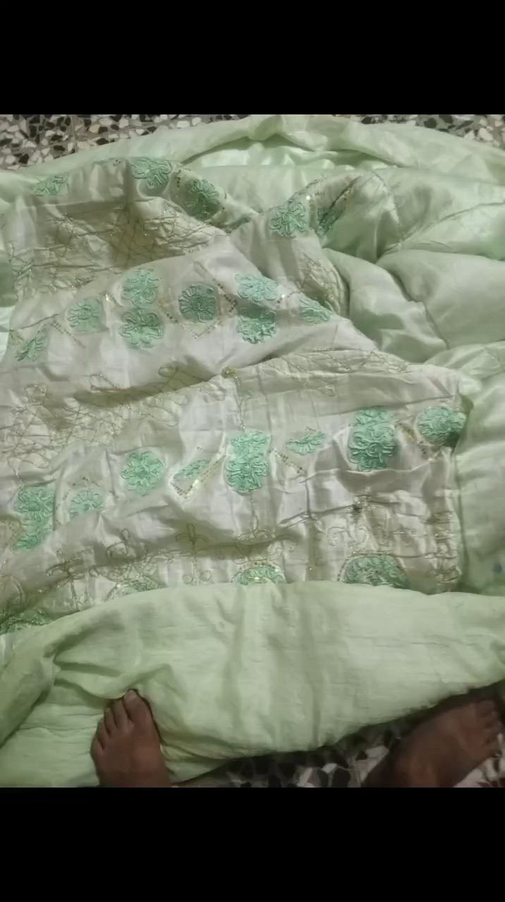 ***********
