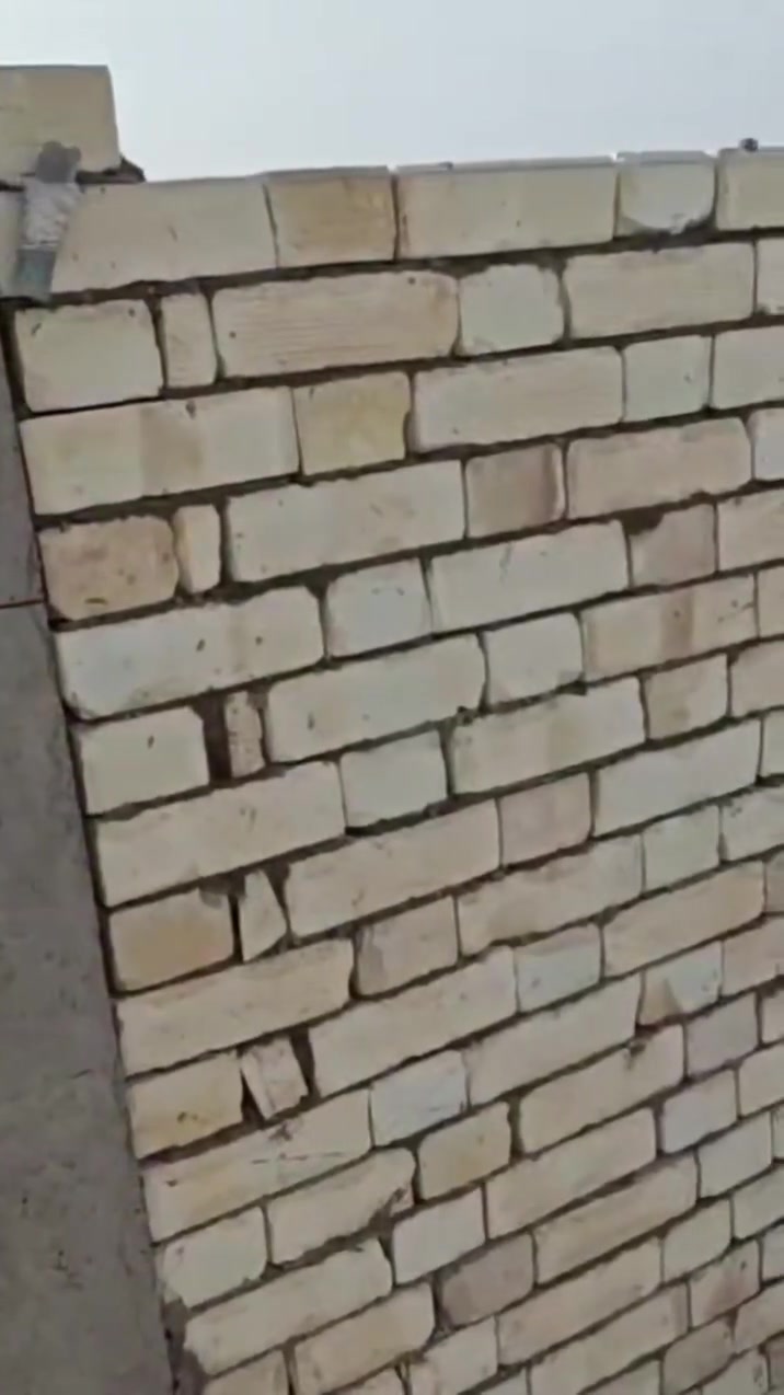 كادر أبو سمير المصري 🧱📐
الدقة، الترتيب، والسرعة في التنفيذ.
نبني بيوتكم بأحدث التصاميم وبأيدي مصرية خبيرة.
📍 بغداد - كادر مستعد لكافة أعمال البناء والترميم.
تواصل معنا وتدلل 📥***********
