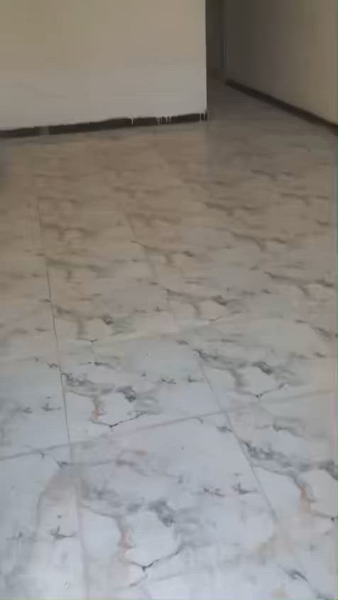 بيت جديد طابق ثاني معزول 
العنوان الشعب الديوان نهايه شارع ٢٥
الايجار٣٠٠ قفل للاستفسار ***********

