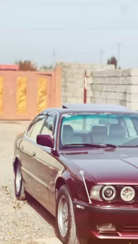 السلام عليكم ورحمة الله وبركاته 
BMW525 
للبيع سياره نظيفه وحلوه احلى من الصور 
كير محرك مفتوح شرط تدفئه تبريد شغال كهربائيات كلها شغاله سياره فقط بطاين تعبانه كلها جديده رقم كركوك دولي رقم مميز سنويه هزه جديده شرط التحويل ماكن السياره صلاح الدين الشرقاط 
 السعر 70 وبيها مجال ويرهم مراوس حسب القناعه 
اتصل وتدلل ‭***********‬
وهذا الرقم بيه واتساب فقط ***********
— في ‏صلاح الدين قضاء الشرقاط‏.
