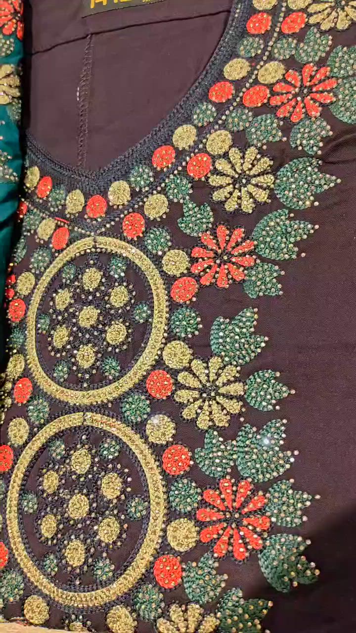 تكرااار موديل ترند✨
كشمير مطاط الاصلي ✨

دبل كلوش حزام ظهر 🌸

القياسات /L XL XXL 

سعر  الدرزن 145 الف


**إذا كنت صاحب هذا الإعلان وتريد حذفه لأي سبب، رجاءا أرسل رسالة إلى الدعم الفني**