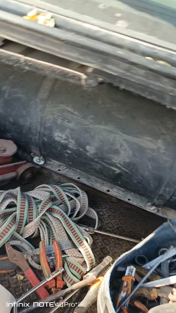 عندي منظومه غاز  مال 6سلندر  تانكي جبير .للبيع حكوميه صار 3 شادها ايطاليه  اصليه شادها بل محطه غاز التاجي ***********
