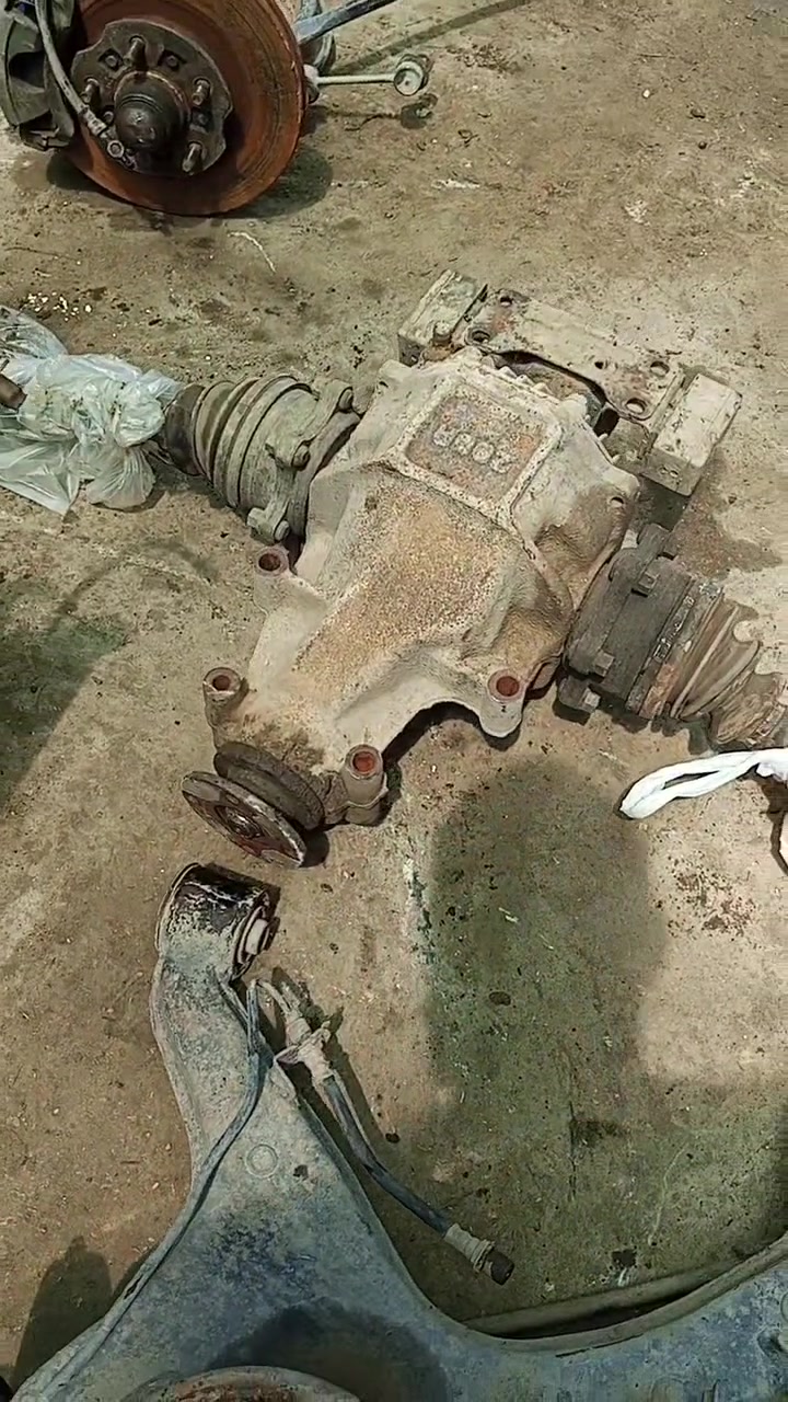 من رخصت لدمن عندي صدر كامل مال بطة وجعمقة ستيرن شركة وكسل مكفول عربانة كاملة لبيع سعر لصدر كامل 200وسعر لجعمقة ستيرن شركة 100وسعر لكسل مامل 250مكاني بغداد ابو غريب ***********
