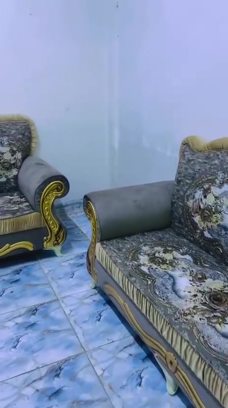 ⭐️جددي منزلك بأجمل الأثاث ⭐️
تصميم راقي راحه وجوده تدوم طويلا 
شاهدي الصور والتفاصيل العمل 

هيكل بلاويد اسود بل كامل 
سفنج مميز اول 
القماش حسب الطلب 

يجي وي كل ديوان كرت ضمان 2 سنه 
كل هاذا بسعررررر 🔥350 الف فقط مع 4 كوشات هديه 
العنوان بغداد التاجي 24 ابو عظام قرب مطعم الشامي 

للستفسار *********** واتساب
