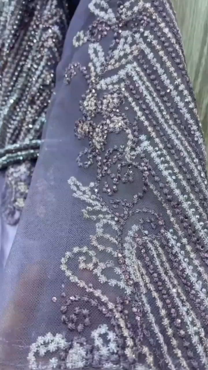 بنات هاي بدله اخذتها من ابن الاكابر ب250 ابيعها ب150 كلها شغل مشغول يدوي ومخليه بيها تعراضه تتحكمين بيها اشتريتها بشهر رابع ولبستها فقط ساعتين


**إذا كنت صاحب هذا الإعلان وتريد حذفه لأي سبب، رجاءا أرسل رسالة إلى الدعم الفني**