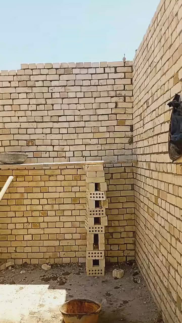 السلام عليكم يوجد كادر بناء مصري شغل درجه اولى تسليم مهندس اسعار مناسبه للجميع رقمب***********
