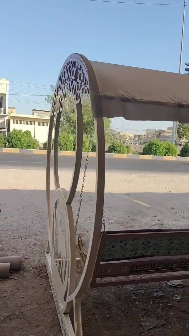 مرجوحه عمل جديد تتسع لثلاث أشخاص مع دوشمه السعر 450 المكان بابل الحله قرب المحكمة الاتحادية للتواصل *********** أبو ياسين
