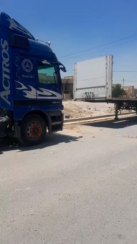 سلام عليكم اكتروس للبيع موديل ٩٩  سيارة جاهزة
رقم انبار انكليزي بسمنة ملاحضة العربانة البيضة مالتهة
رقم صاحب السيارة  ***********
المكان بغداد الفضيلية
