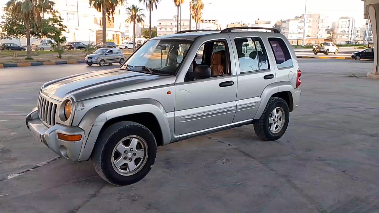 #السعر8800🔥🔥🔥🔥🔥🔥🔥

جيب لبرتي  سيارة ربي يبارك ✅

دفع رياعي 4×4🔥🔥🔥

  
مكيف تلاجه🥶

فل جميع المزيا سيارة ماشاءالله 
محرك كنبيو بلكشف 
صاله 100/100✅
ساريت عجله جديده
الهيكل لاقوة الابالله ازواق دار

 
سعرها حرررررق حرررررق بالنار 8800🔥🔥🔥🔥🔥🔥 وصاحبي الواتي وصاحبي الرييح ✅ 

لأي استفسار ☎️ 📞 0917980926

مكانها بنغازي ✅


**إذا كنت صاحب هذا الإعلان وتريد حذفه لأي سبب، رجاءا أرسل رسالة إلى الدعم الفني**