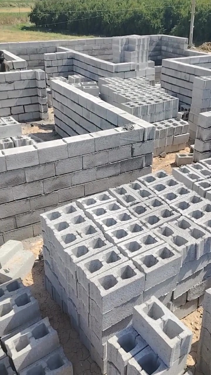 سلام عليكم كادر بناء شغل هندسي اساس +بيت +ستاره  درجه اوله شغل جدام عينك  الستفسار التصال ***********
