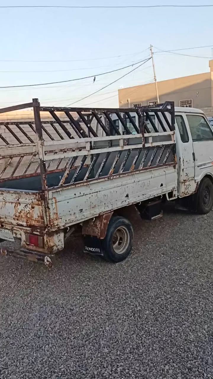 السلام عليكم ورحمة الله وبركاته.. كيا بنكو للبيع مو ديل 94 فحص صلاح الدين للبيع شرط التحويل اتريد وكاله من الثاني.. كير محرك شرط وتخم تاير جديد السياره وضع شركه اي صبغ ماكو السعر 35 وبيها مجال للعمله( الشرعي من الضلوعيه) مكان السياره الشرقاط الخضرانيه وهلا بالشراي.. الاتصال. ***********...
