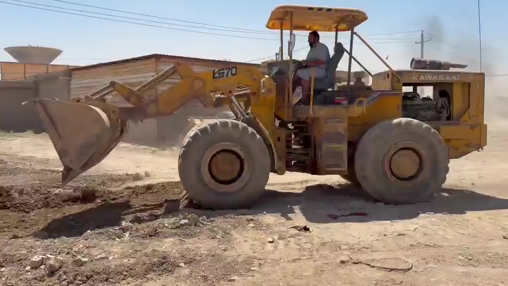 السلام عليكم شفل البيع كاوسكي عادي موديل 81 محرك بي 102 جديد مكينه مابيه اي نقص الرقم واسط اصفر تحويل مباشر السعر 130 العنوان بغداد النهروان سعره جوه سوك *********** #***********
