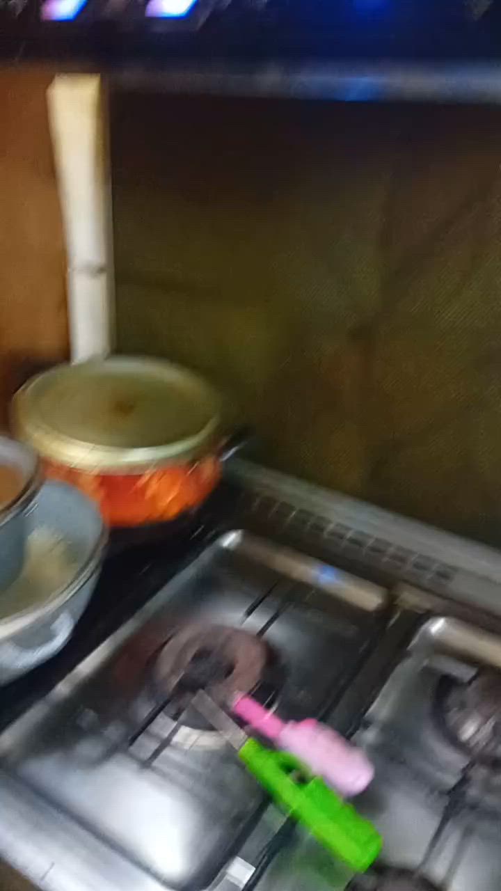 السعر 30بغداد ***********
