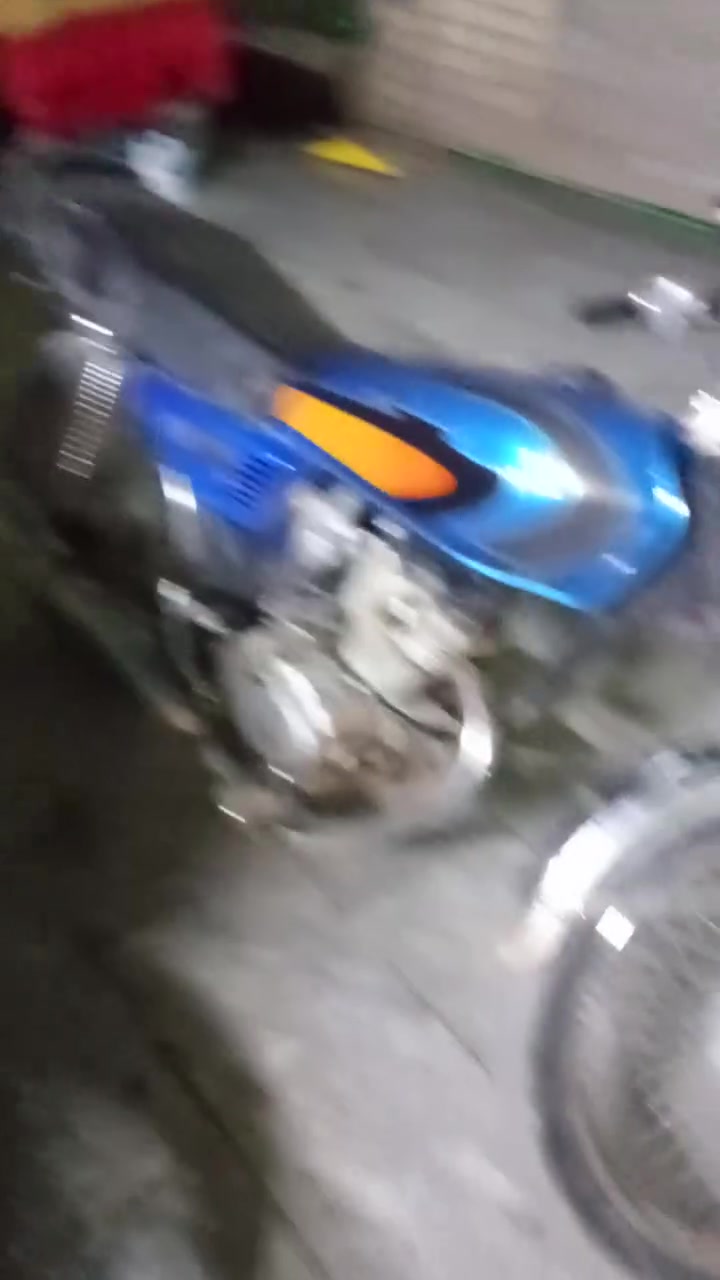 للبيع ٢٥٠ وبيها مجال للطيبين رقم***********
