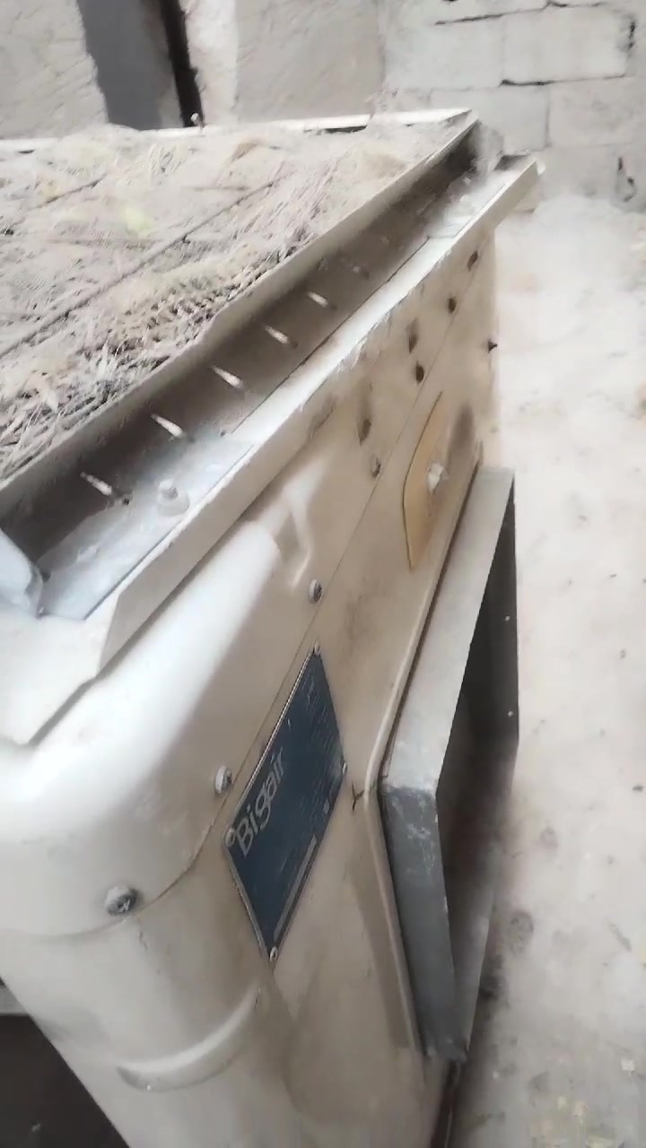 مبرده للبيع نضيفه شغاله ٣سرعات