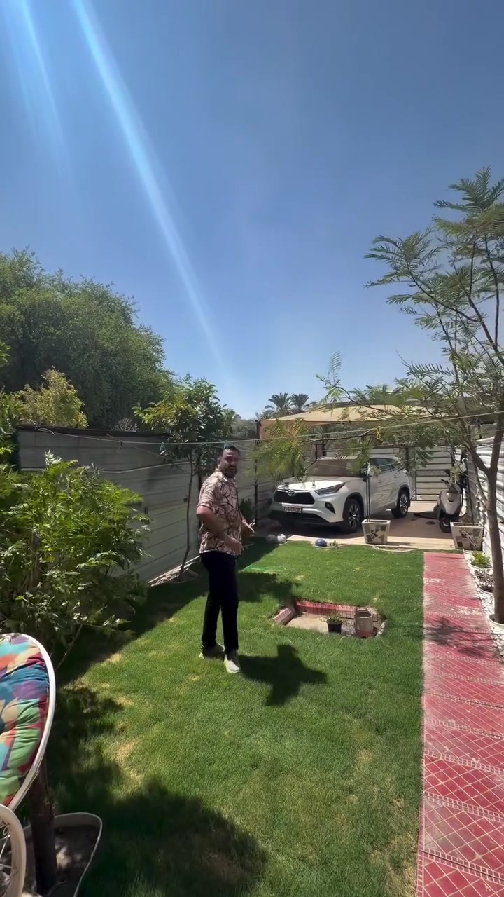 اول شركه  بالعراق  مهندس  رشوان  لتنفيذ المسابح  والاكسسوارات  بغداد  كم ساره 🏊‍♂️ كل ما يحتاجه مسبحك… في مكان واحد! 💙

✅ فلاتر مسابح بجميع الأحجام
✅ مضخات إيطالية الأصل بكافة القدرات الحصانية 🇮🇹
✅ وتر ستوب تركي عالي الجودة 🇹🇷
✅ حشوات رملية وبحرية للفلاتر والمسـابح الشاطئية
✅ حشوة زجاجية مقطعة بتقنية النانو لأعلى كفاءة ترشيح ✨
✅ مواد تعقيم ومعالجة مياه المسابح 🧪
✅ عدة تنظيف المسابح 🧹
✅ جميع أنابيب المسابح وملحقاتها الأصلية 🔧

📍 زوروا معرضنا:
بغداد – كمب سارة – شارع جامع الشاكرين

📞 للاستفسار والطلبات:
***********

🚚 خدمة توصيل متوفرة إلى جميع محافظات العراق.

🌊 جودة مضمونة… وأسعار منافسة… وكل ما تحتاجه لمسبح متكامل في مكان واحد.
