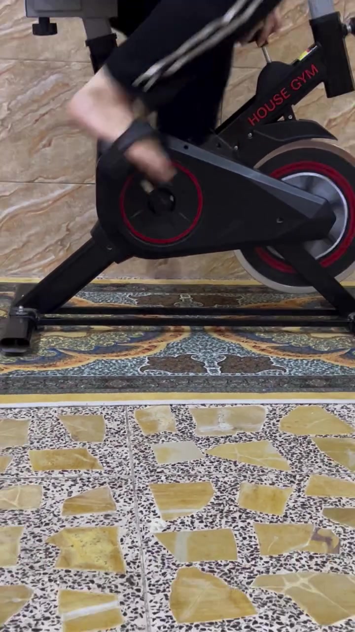 بايسكل رياضي بعده جديد بي سرع تحكمات ب110 الف بغداد شقق حي السلام لا يوجد توصيل 
مكلف بالنشر *********** رقم صاحب الجهاز
