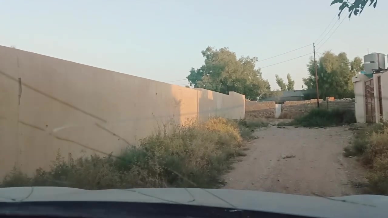 للبيع قطعة ارض مساحتها 270متر سعره 26مليون مكان حي منتظر وهذا قطعة خلف مدرسة منتظر ومدرسة ارض سلام الشراي يخابرني على هذا رقم ***********

