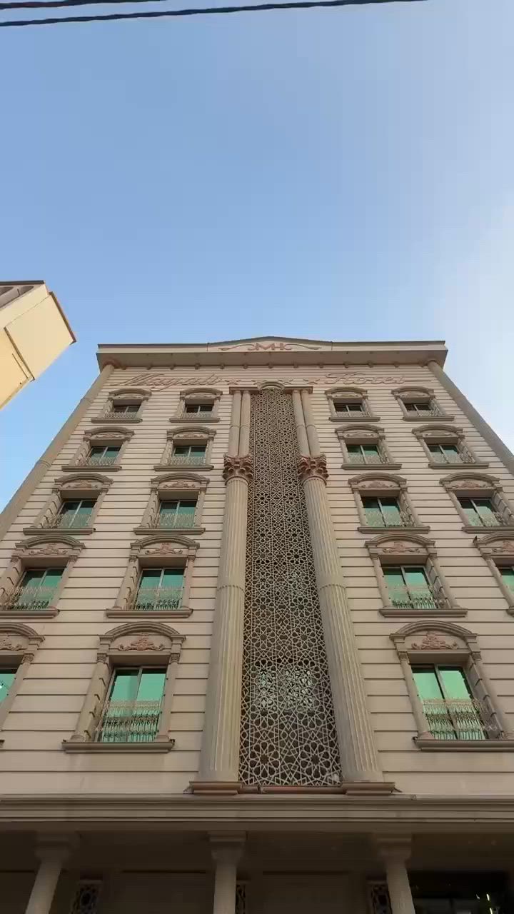 متوفر حجز في فندق الميالي
للاستفسار الاتصال على الارقام التالية
***********
***********
