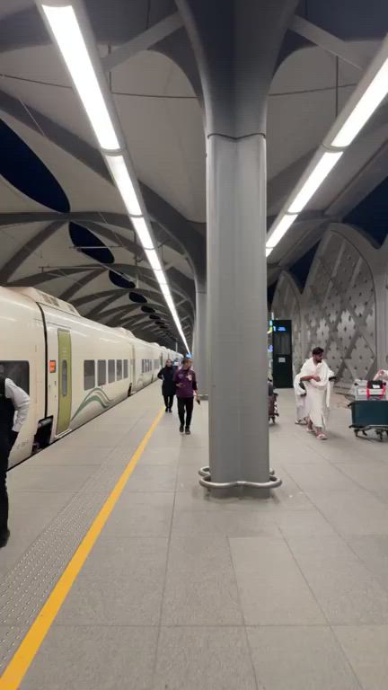 الان من محطة قطار الحرمين السريع 🚆( وصول معتمرينا إلى مكة المكرمة ) 

معتمرين شركة السلطان برنامج القطار 🕋🔹 

رحلاتنا بأسعار تنافسية على مستوى العراق 
وخدماتنا درجة اولى ✅ 

🔹العمرة طيران + قطار الحرمين - 1.100.000 
🔹العمرة طيران مع باصات  - 900 الف 
🔹العمرة براً - 650 الف 

تاريخ 7/1 🗓️
تاريخ 7/10 🗓️

( فنادق قريبة ودرجة اولى ثلاث وجبات طعام - المزارات والجولات - الإرشاد الديني - الهدايا والإحرامات )

شركة السلطان / كربلاء - شارع بيت المحافظ القديم -  قرب فندق القريشي  - مقابل كنتاكي كنك 
***********
***********
***********
