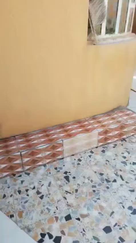 بيت للبيع هوه وثاثه كامل كرمت علي منطقة الخيط الفتحه الثانيه بيت بناء جديد طابوك كلشي مذكور بلفيديو السعر 100وبيه مجال رقم ***********@@
