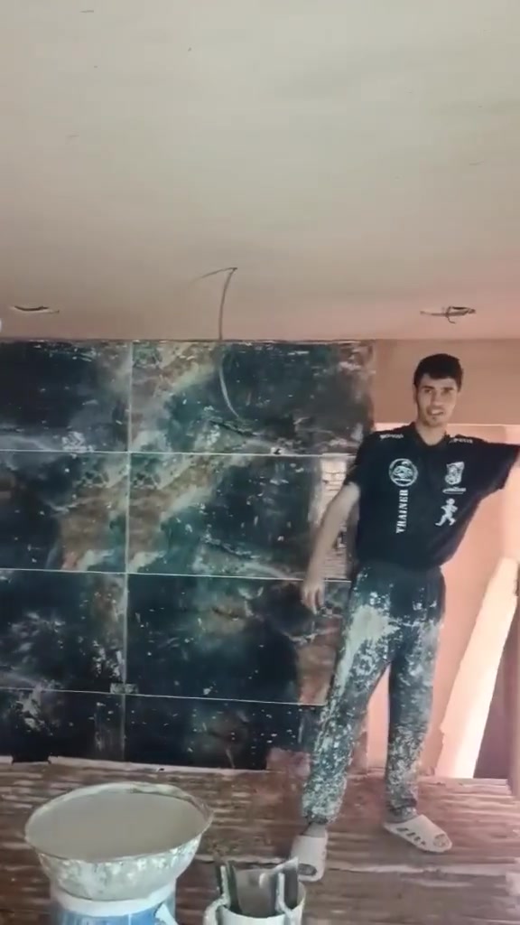 خلفه جص بورك عدي عرض الهلا البيوت الي ماعدهم كل بيت نضرع البيت وطيحله من ضرعه وبلى خدمه هاذ رقمي ‪*********** وقطعي هم نشتغل
