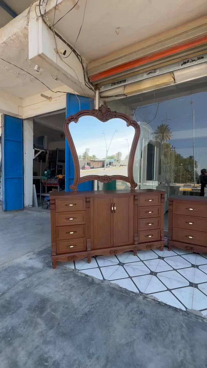 ⁨ ⁨ موديل الجوز

السعر 3/150 والشد مجاناً لجميع المحافظات

غرفة 6 باب طابقين ملحق 

داخل صاج طبيعي 4ملم

الوجه 5ملم صاج طبيعي 

قواعد بلوك صاج 18 ملم. 

مجرات تحفير بالخشب 

لوكنز مرتفعة من الارض 

الهيكل زان مصري مجفف

الاكتاف كلها زان 7سم 

التوج كلها خشب زان اصلي ودرجة اولى

تاج الكنتور +الزاويه. كله خشب زان مصري 

اللون كلير مات مطفي بدون لمعة

ارتفاع الكنتور+الزاويه 270 سم

عرض الكنتور 340سم 
عرض الزاويه 120سم

المجموع 460سم

السرير خشب چام ركم الماني 6 ارجل اوزان ثقيلة

للأستفسار والحجز مراسلتنا واتساب او الاتصال بنفس الرقم 

***********

العنوان واسط العزيزية مجاور المصرف الزراعي⁩⁩
