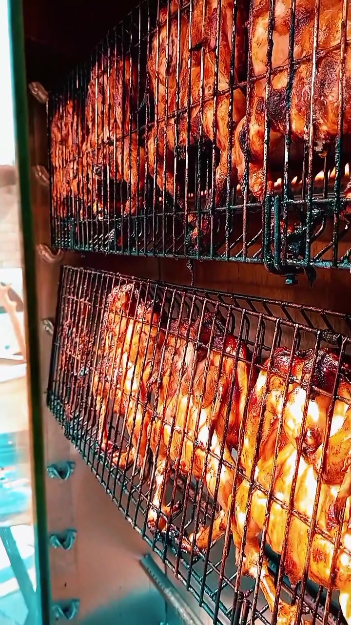 🔥 عرض يفتح النفس! 🔥
دجاج مشوي  بطعم ولا أطيب 😋🐔
فقط بـ 10,000 دينار ويجيك كامل مع: 🍚 تمن 🥗 مقبلات طازجة 🥖 خبز
شوي ، نكهة مميزة، وجودة ترضي الجميع ❤️
📍 مسكوف الحطاب 🚗 يتوفر توصيل لجميع أحياء كربلاء 📞 ***********
لا تفوت العرض... اطلب هسه واستمتع بألذ دجاج مشوي! #مسكوف_الحطاب #دجاج_مشوي #كربلاء #توصيل_كربلاء #عروض_كربلاء أكل_عراقي مشويات دجاج_على_الفحم
