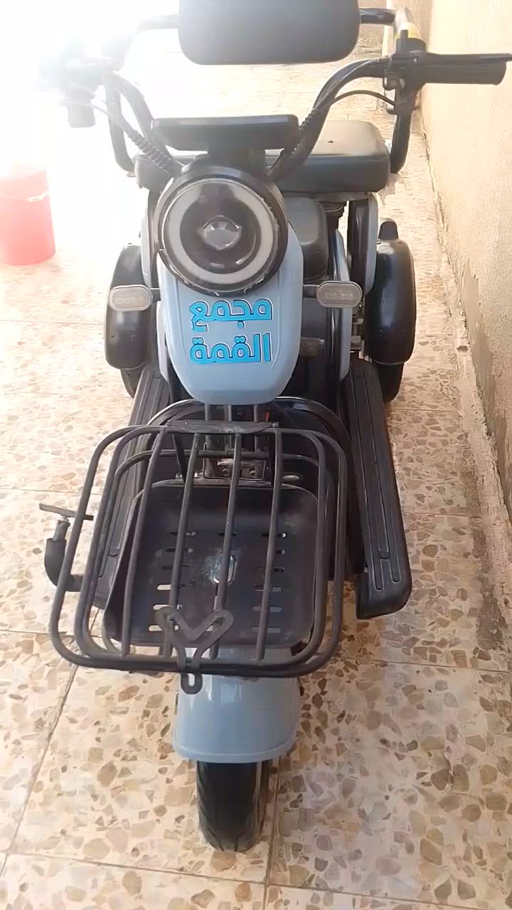 السلام عليكم 
عندي هاي الدراجه  للبيع مالة معوقين أو كبار السن ع الشحن  5بطاريات ليثيوم جدد قبل شهر اشتريتهن ب 200 ألف  عنواني بغداد الشعب


**إذا كنت صاحب هذا الإعلان وتريد حذفه لأي سبب، رجاءا أرسل رسالة إلى الدعم الفني**