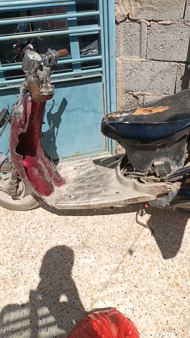 سلام عليكم دراجه للبيع عبد الحليم
***********
***********
