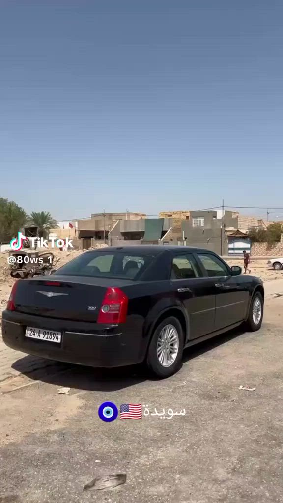 تحيه طيبه
السلام عليكم 
اوباما موديل 2010 للبيع 
اصل اربع جكوك 
لون اسود سنويه 2029  
رقم دهوك دولي 
سياره داخله كلين 
بيها طخه بالجاملغ الامامي 
براغي مرخايه فقط 
كير مكينه كهربائيات كفاله
تخم تاير 
داخل جلد 
حداديه كلها جديده 
السياره بسم صاحبي وعندي وكاله تريد وكاله تريد تحويل حاضر 
مكان السياره ديوانيه 
ترهم مراوس حسب الاتفاق 
والسونار موجود 
سعر السياره 135 وبي مجال 
الاستفسار 
*********** 
عزيزي المنشور كلشي ذاكر بي شوفه اقتنعت اتصل ماقتنعت اترك كلمه طيبه
