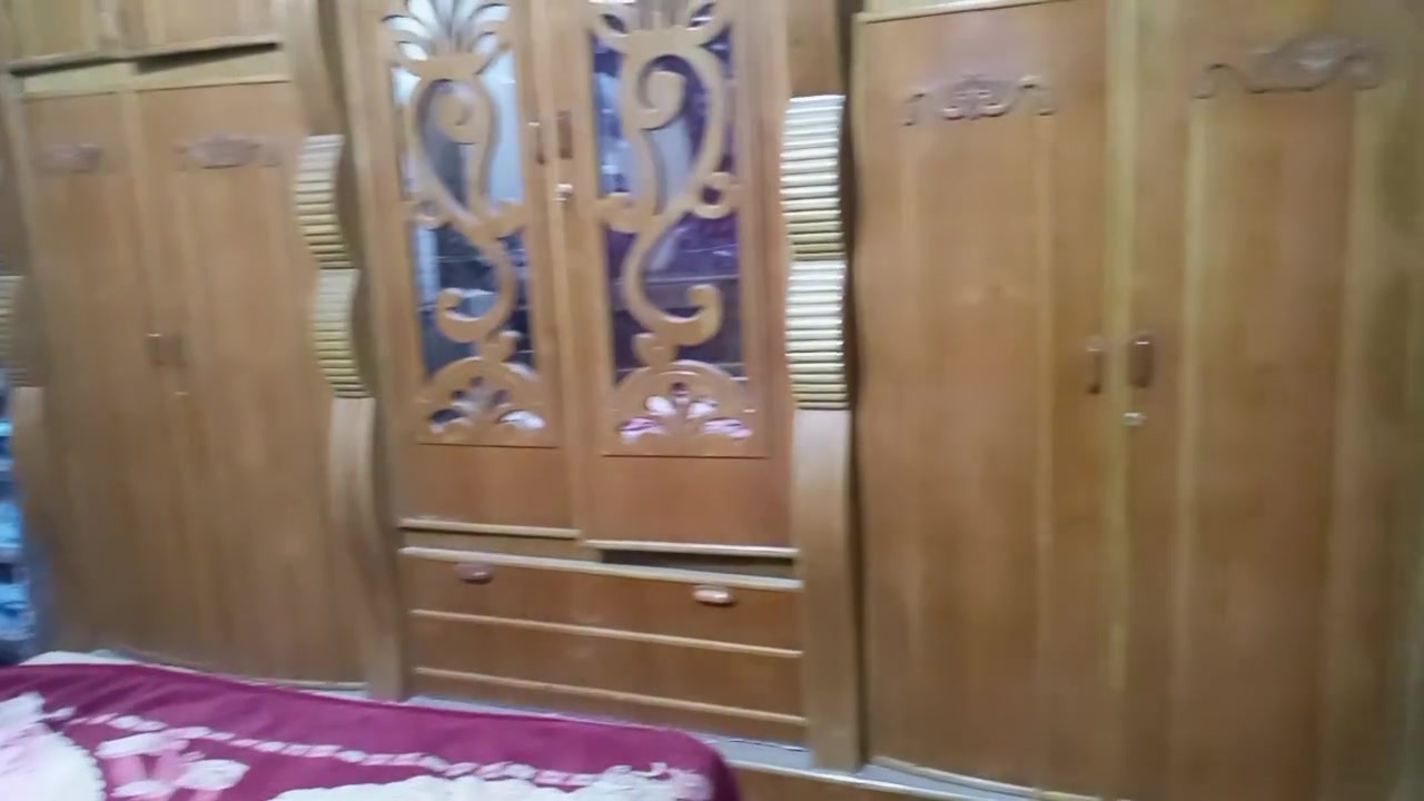 غرفه أخشاب للبيع نضيفه مستعلمه قليل لتواصل علا رقم ‏‪***********‬‏ بڪرلي الرابعه
