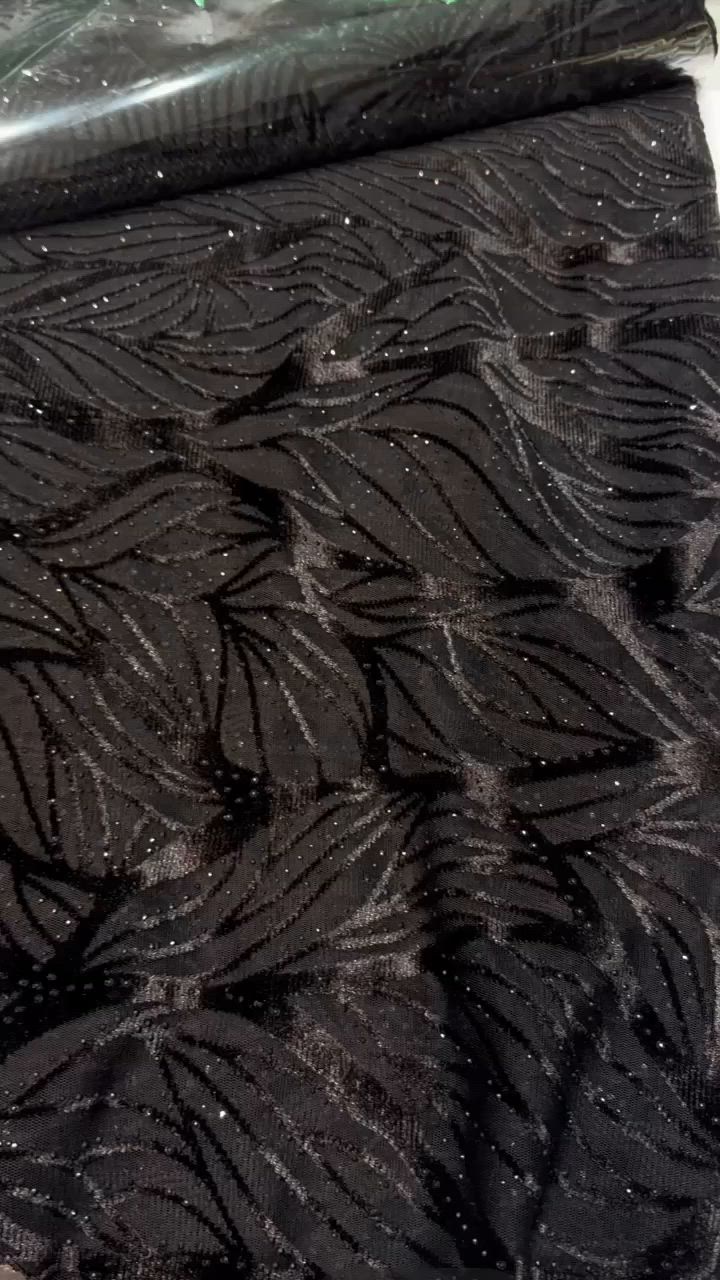 وصل اليوم مجموعة الأسود ملكي للتواصل فقط عل واتساب 
***********
