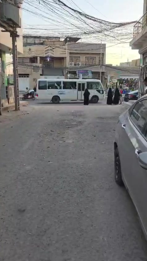 السلام عليكم اخوان عندي بيت للبيع مساحه 50متر 3طوابق بشارع السيده رقيه ثاني بيت عن الشارع سند 25 مقابيل مستشفى الكفيل قريب على سايدين مال جاير قريب على نفق العباس عليه السلام سعره 90مليون خدمات كامله الشارع عشره متر تبليط كيلوين عن الامام التصال على هذا الرقم ***********////***********
