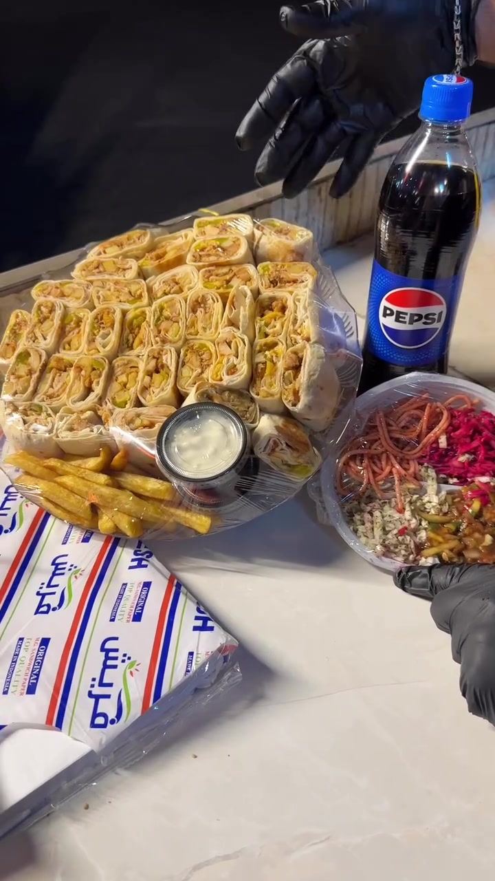 القدسي شارع المواكب
رقم التوصيل ***********
